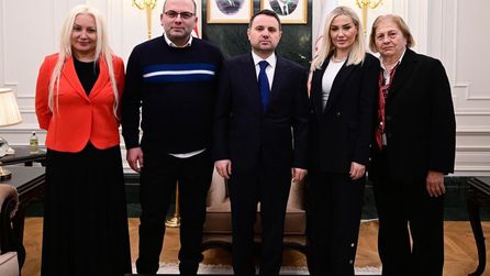 Adalet Bakanı Gürlek, 26 yıl önceki cinayet dosyasını aileyle görüştü