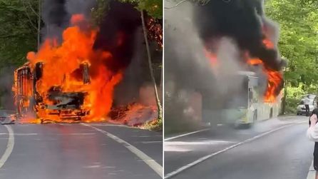Sarıyer'de otobüs yangını: 25 yolcu tahliye edildi