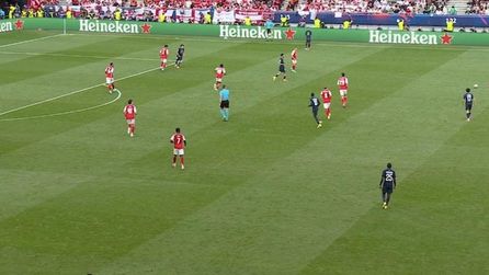 Arsenal savunması PSG'ye geçit vermedi, maçın ilk yarısı duraksadı