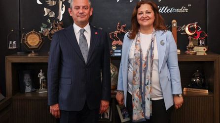 Afyonkarahisar Belediye Başkanı Köksal'ın AK Parti'ye katılacağı iddiaları