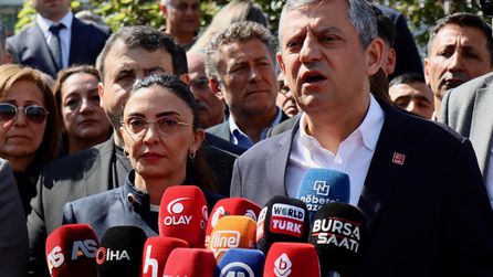 Özgür Özel, kurultay davası sonrası açıklamalarda bulundu