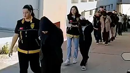 Adana'da dolandırıcılık çetesi operasyonunda 28 kişi gözaltına alındı