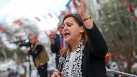 CHP Afyonkarahisar'da Burcu Köksal'a karşı eylem düzenliyor