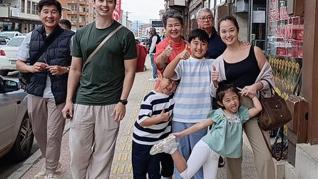 Filipinli Aile Türkiye'yi Ziyaret Etti, Çekerek'te Ağırlanıyorlar