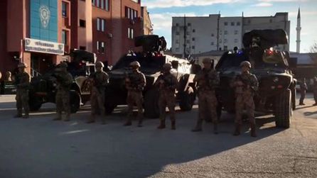 Yüksekova'da yasa dışı bahis operasyonu: 27 kişi tutuklandı
