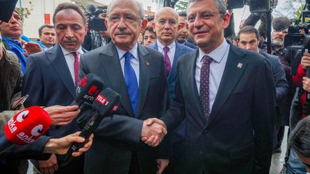 CHP'de Kılıçdaroğlu'na Yeniden Görev Verildi ve Özel'in Hesapları Donduruldu