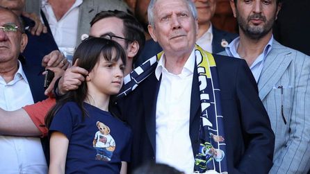 Aziz Yıldırım transfer çalışmalarına hızla başlayacak