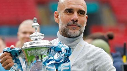 Pep Guardiola'nın adı Etihad Stadyumu'nda bir tribüne verildi