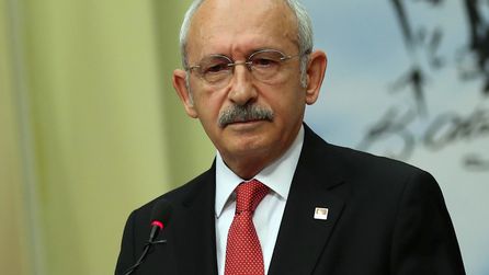 CHP Kurultayı iptal edildi, Kılıçdaroğlu ve Özel arasında gerginlik