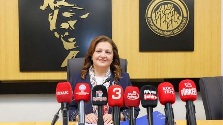 Burcu Köksal AK Parti'ye geçiş iddialarına yanıt verdi