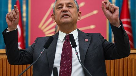 Özel, Butlan kararının ardından acil toplantı düzenledi