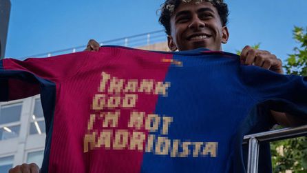 Barcelona 29. kupasını kutlarken Lamine Yamal dikkat çekti
