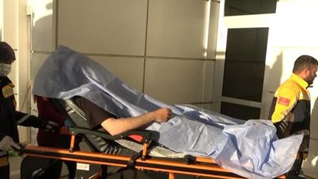 Aksaray'da borç yüzünden kavga: Ağabey bıçaklandı, kardeşi darbedildi