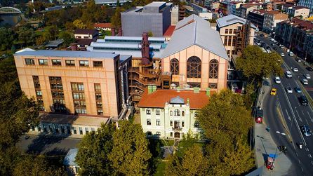 Bilgi Üniversitesi kapatıldı, karar gece saatlerinde alındı