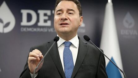 Babacan'dan CHP kurultayı kararı sonrası yargı eleştirisi