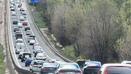 İstanbul'a dönüş yolculuğu başladı, trafik yoğunlaşmaya devam ediyor