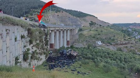 Gaziantep'te tır kazasında 3 kişi hayatını kaybetti
