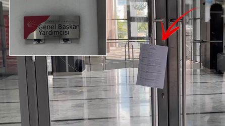 CHP Genel Merkezi'nde temizlik ve yenileme çalışmaları sürüyor
