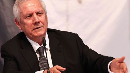 Aziz Yıldırım Fenerbahçe'nin yeni teknik direktörünü düşünüyor
