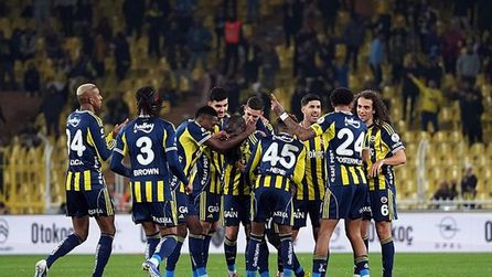 Fenerbahçe'nin Archie Brown için Nottingham Forest'tan teklif geldi