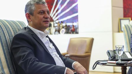 CHP Genel Merkezi'nde grup başkanlığı seçimi yapıldı, Özgür Özel başkan oldu