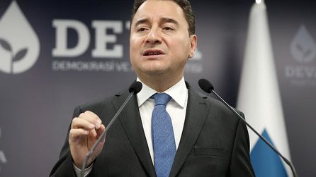 Ali Babacan ve Mahmut Arıkan gazetecilerin sorularını yanıtladı