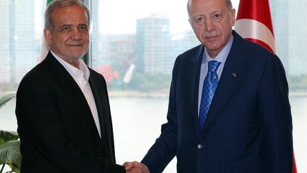 Erdoğan ve Pezeşkiyan telefonla görüştü, ikili ilişkiler masaya yatırıldı