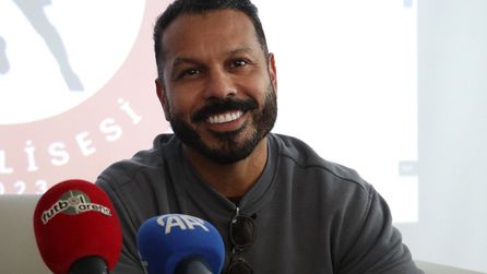 Alanzinho, kariyer deneyimlerini öğrencilerle paylaştı