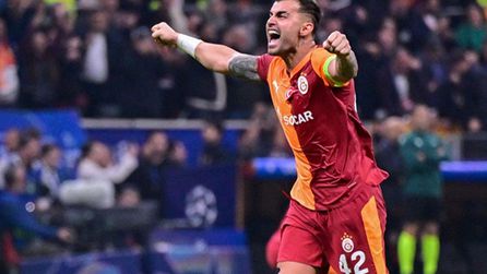 Abdülkerim Bardakcı Galatasaray'da büyük bir başarı gösterdi