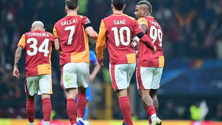 Lucas Torreira ayrılık düşüncesini geride bıraktı ve Galatasaray'da kalacak