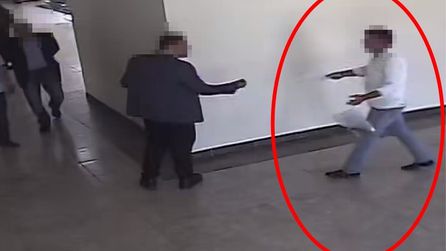 Sivrihisar'da Belediye Başkanı'na Saldırı: Başkan Yardımcısı Yaralandı