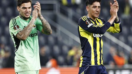 Fenerbahçe, Edson Alvarez ile yollarını ayırdı ve transfer gelişmeleri başladı