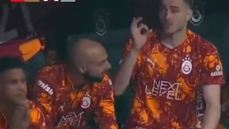 Galatasaray şampiyonluk maçında kritik anlar yaşandı