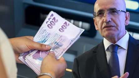 Hazine Bakanı Şimşek kripto ATM'lerini Türkiye'de yasakladı
