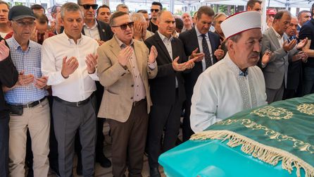 Özgür Özel'in amcası Necati Özel hayatını kaybetti