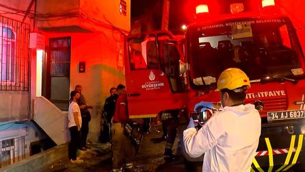 İstanbul'da Bodrum Katında Çıkan Yangında 4 Kişi Yaralandı