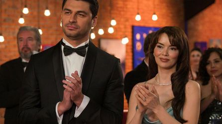 Kızılcık Şerbeti dizisinde sezon finali öncesi ayrılıklar yaşanıyor