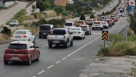 Muğla'da Kurban Bayramı nedeniyle 22 kilometre araç kuyruğu oluştu