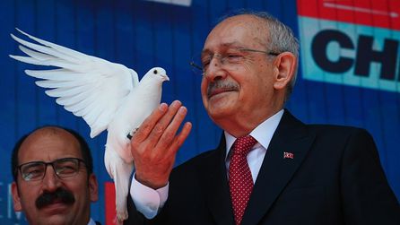 CHP'nin hesabı Kılıçdaroğlu ekibine geçti! İlk paylaşım tepki çekti