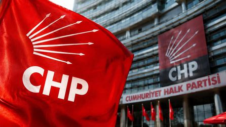 221 eski CHP milletvekilinden olağanüstü kurultay çağrısı