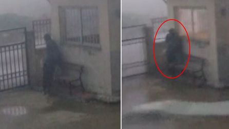 Gaziantep'te fırtına ve dolu hasara neden oldu, bir çoban tehlike atlattı