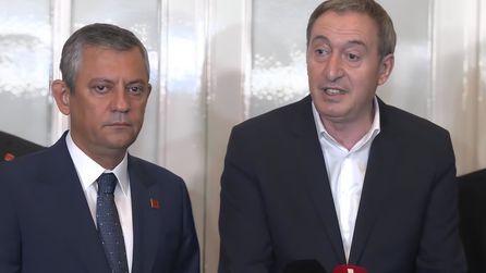 Özgür Özel TBMM'ye ilk ziyaretini DEM Parti ile gerçekleştirdi