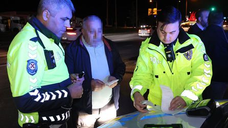 Bayram tatili için yola çıkan sürücü plaka hatası nedeniyle durduruldu
