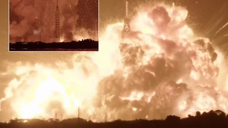Jeff Bezos'un Blue Origin roketi motor testi sırasında patladı