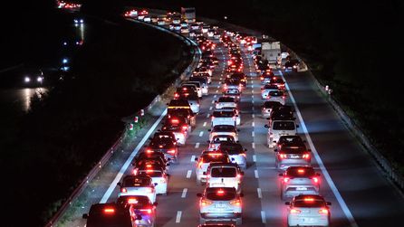 Kurban Bayramı sonrası dönüş yolculuğunda trafik yoğunluğu devam ediyor