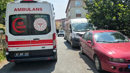 Zonguldak'ta bir kişi doğal gaz borusuna asılarak intihar etti