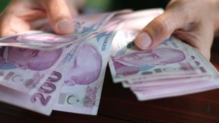 Memur ve emekliler için zam senaryoları belirsizliğini koruyor
