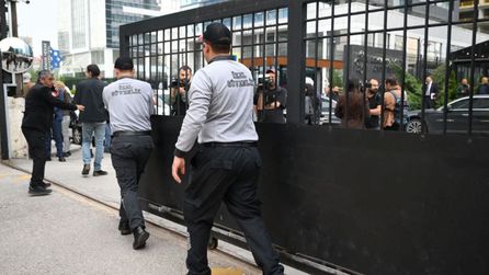 CHP Genel Merkezi'ne iletilen tebligat durumu ertelendi