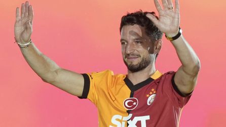 Dries Mertens İstanbul'a dönüş yaptı
