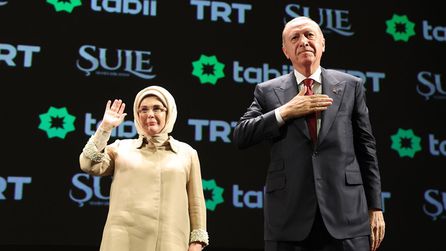 Emine Erdoğan, Şule Yüksel Şenler'in hayat hikayesini konu alan diziyi destekledi